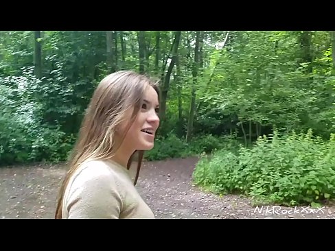 ❤️ Es piedāvāju Evelīnai, lai mēs izdrāžamies publiskā vietā! Viņa piekrita. Tad es viņu izdrāztu dibenā un spermu viņas mutē. Pēc tam viņa čurāja. ❤️❌ Kvalitatīvs sekss pie mums